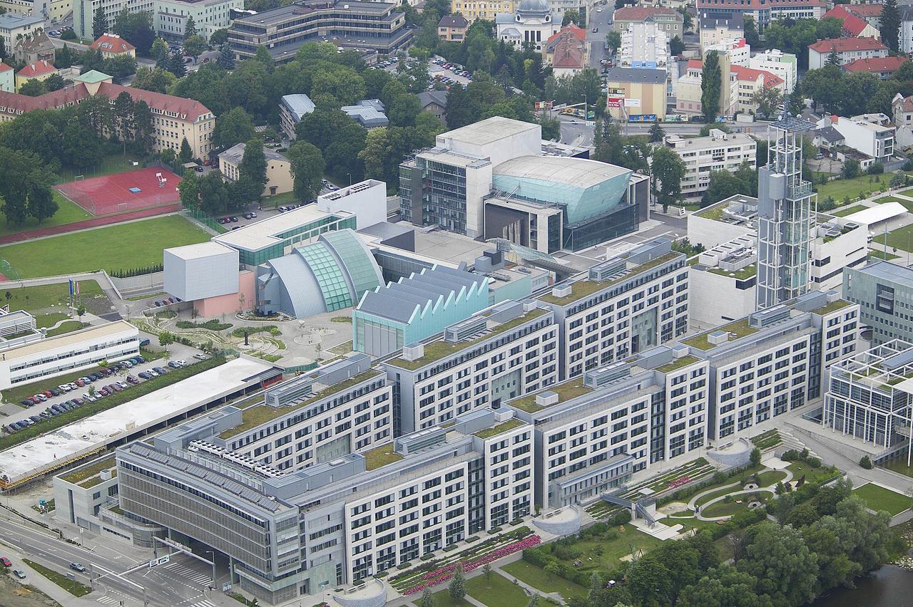 Das Alfred Sankt Poelten Esterno foto